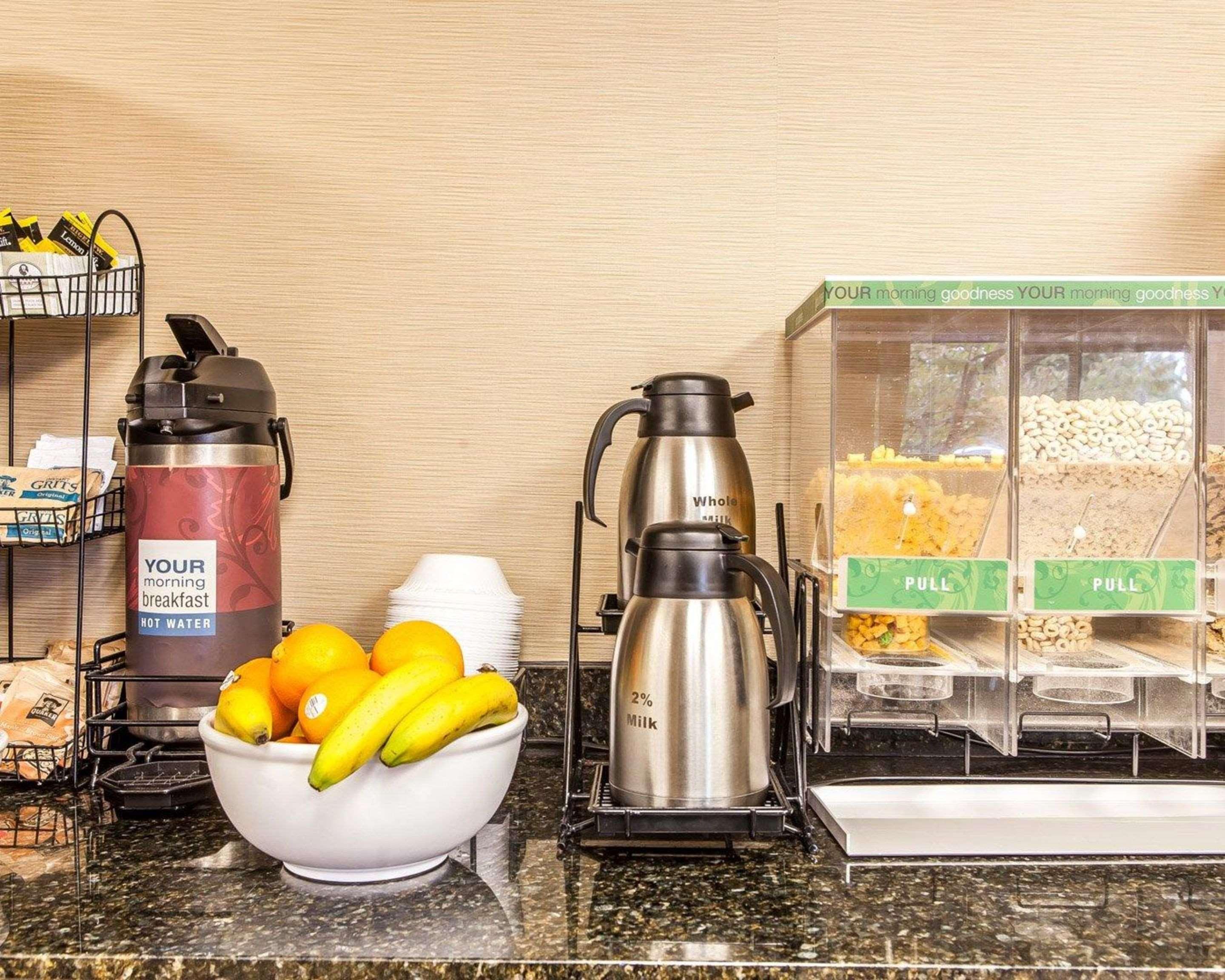 Best Western Plus Magnolia Inn & Suites Cleveland Exterior photo